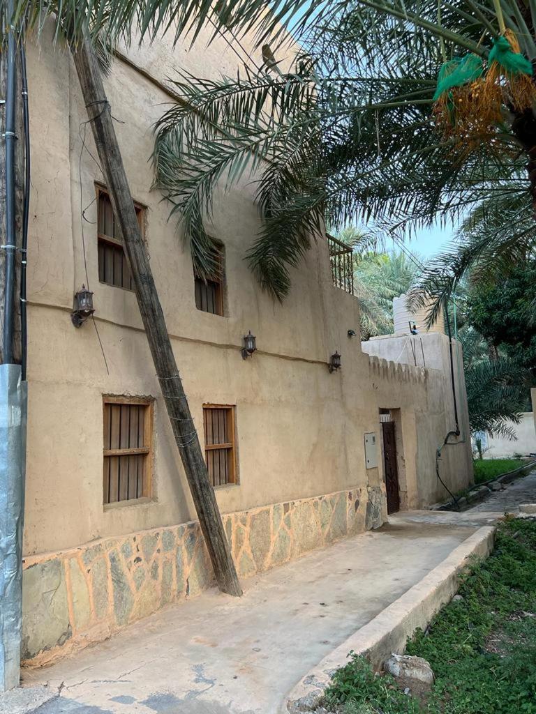 Mall Aldakhil House Al Ḩamrāʼ 외부 사진